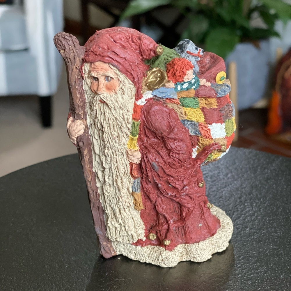 Vintage 1985 June McKenna Old World Santa Figurine Signed